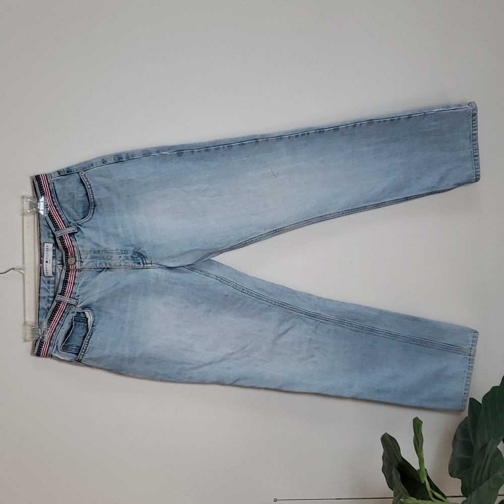 Tommy Hilfiger vintage light wash straight leg jeans, low-midrise women size 8.